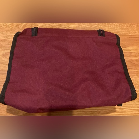 Vintage American Tourister hanging Toiletry/Makeup bag - Picture 7 of 7